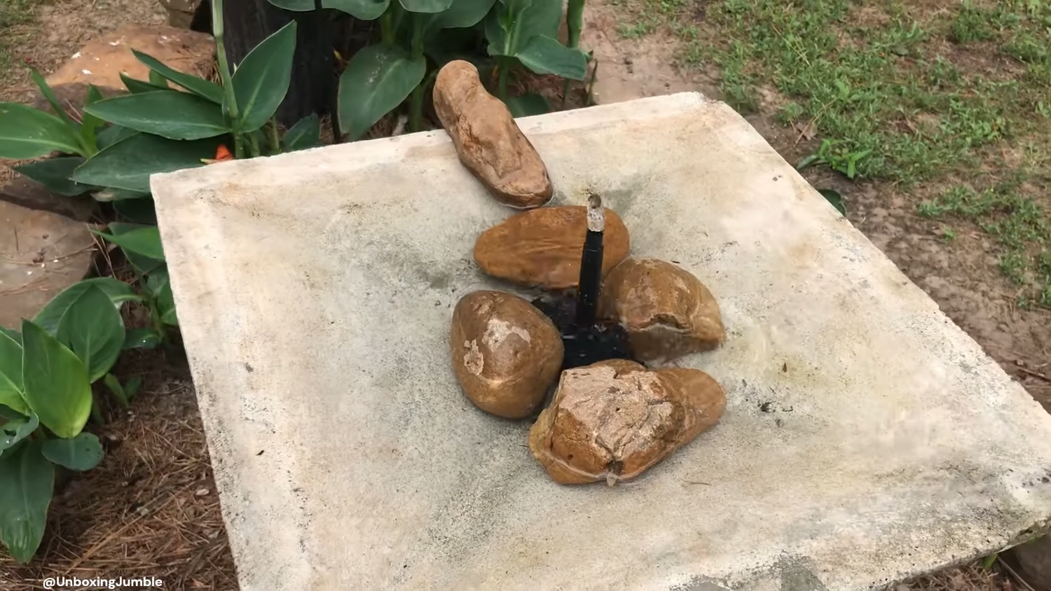 Creating a smart bird bath: Experience using the Poposoap solar fountain