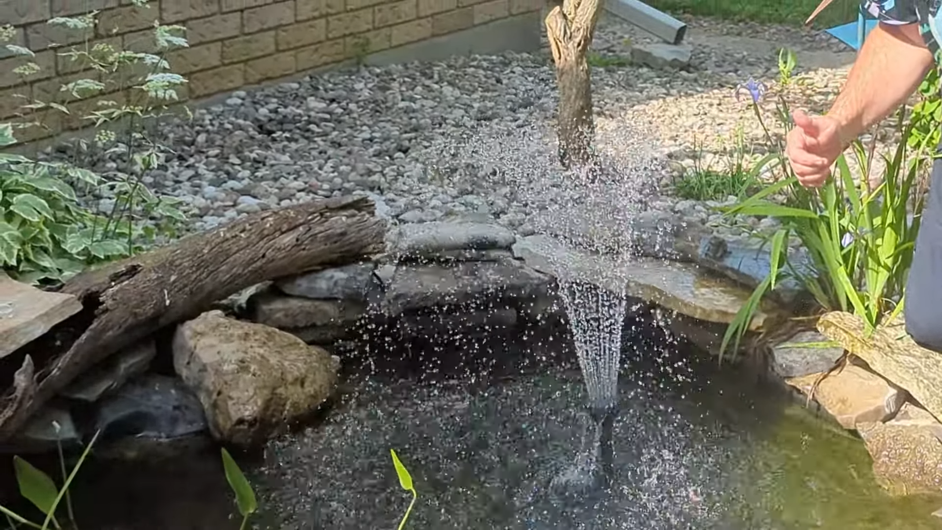 Poposoap Submersible Underwater Filter Pump Review: A Powerful Assistant for Small Waterscapes